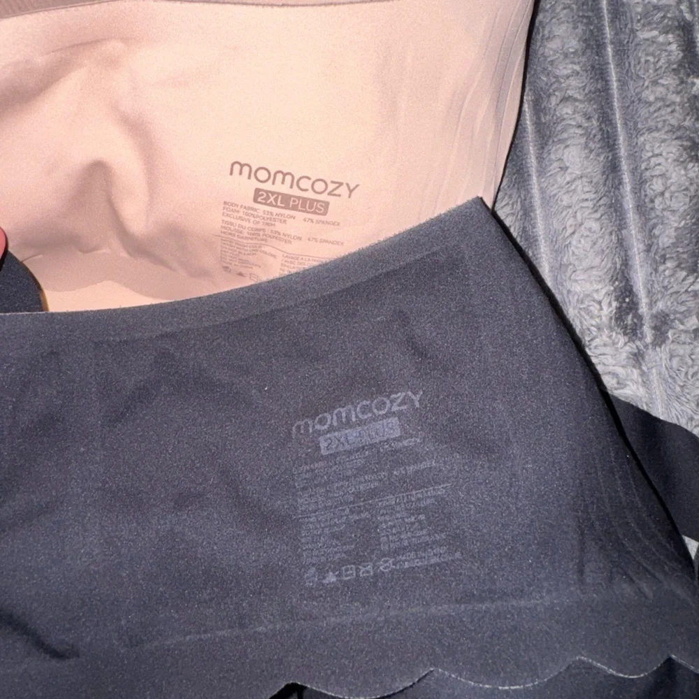 Momcozy Black and Tan Nursing Bra - Picture 4 of 5